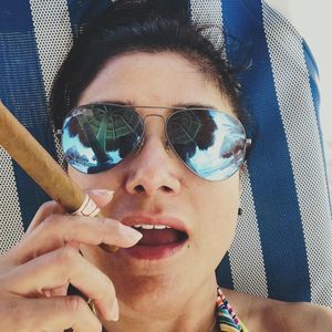 Meet your Posher, Cynthia